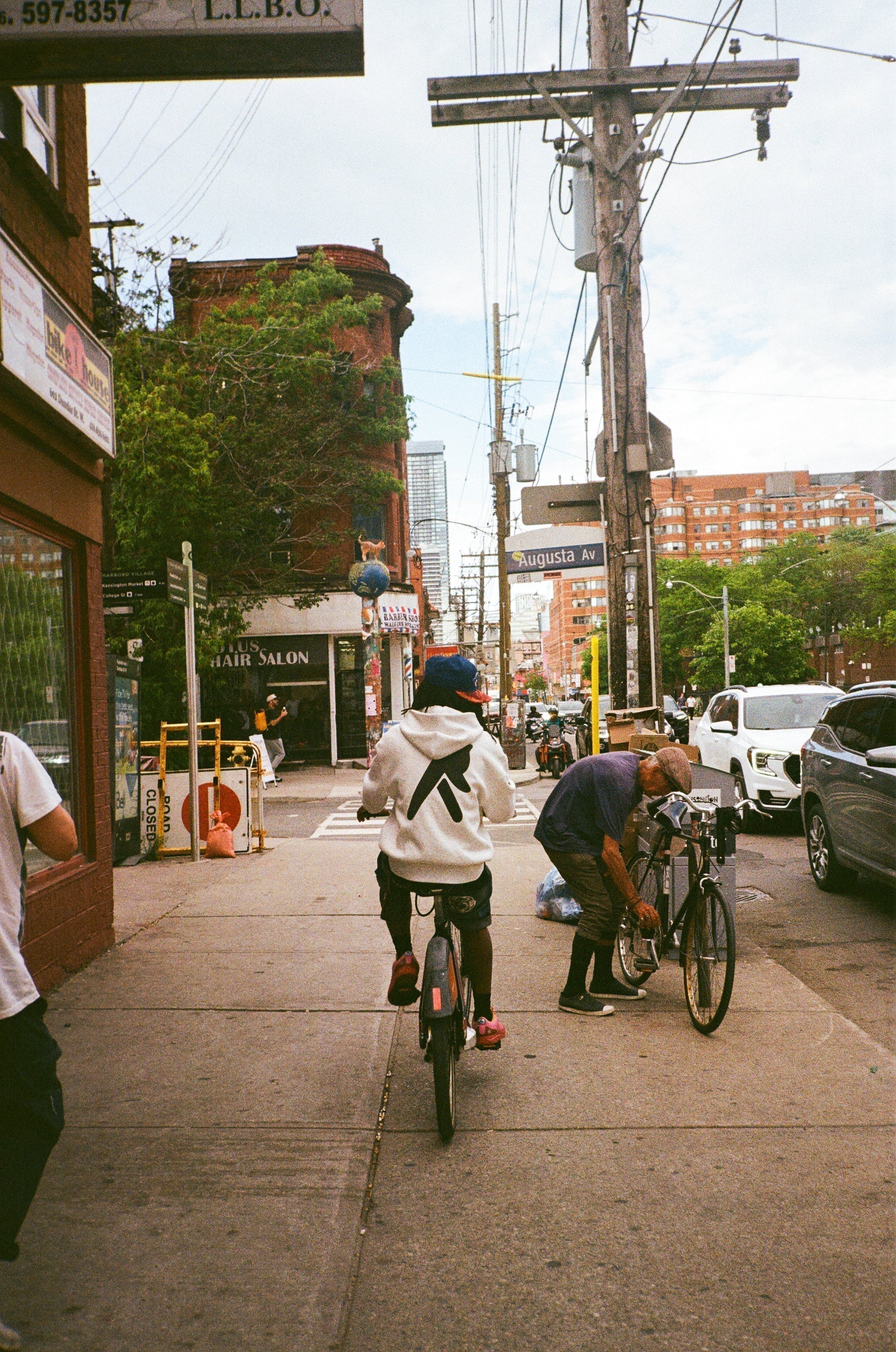 002: Returning To The Ave